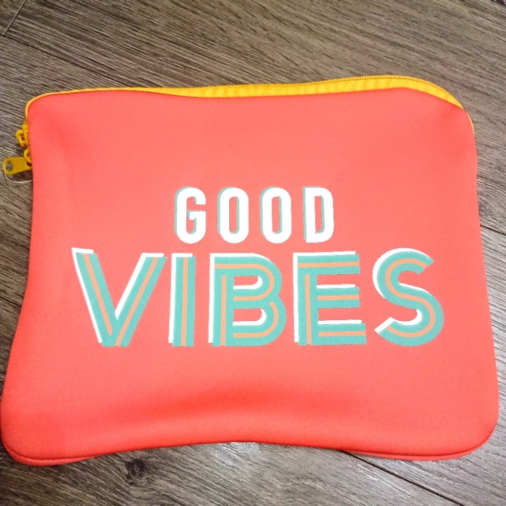 Nwot Good Vibes Coral Pouch